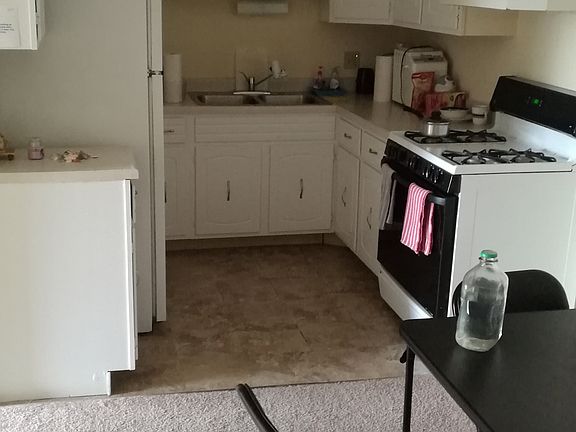 4th image of 935 Westmoreland Dr APT 6