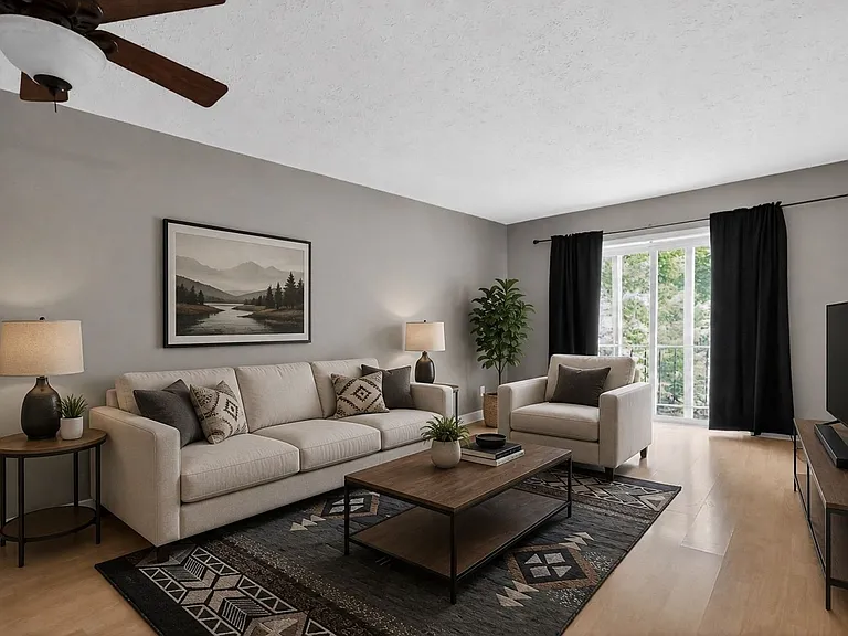 726 Zorn Ave #5 — Photo 2