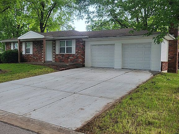 2nd image of 107 Hillcrest Dr