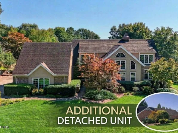 10110 Loma Dr, Knoxville, TN 37922