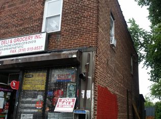 746 Prospect Ave, Westbury, NY 11590