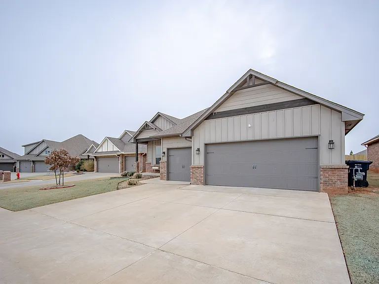 18644 Groveton Blvd — Photo 5