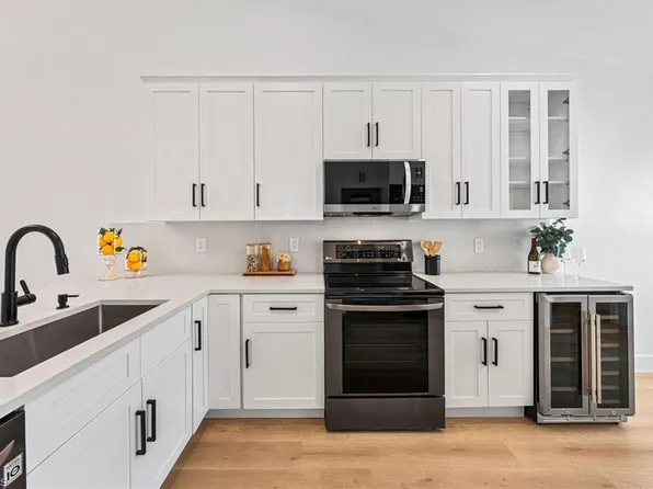 8136 Tauren Ct, Naples, FL 34119