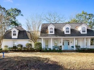 918 Beau Chene Dr, Mandeville, LA 70471