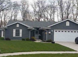 435 Greenview Ave, Colona, IL 61241