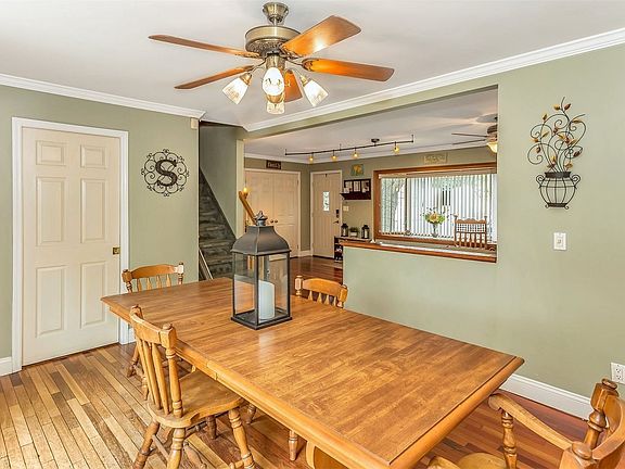5th image of 22 Prade Ln