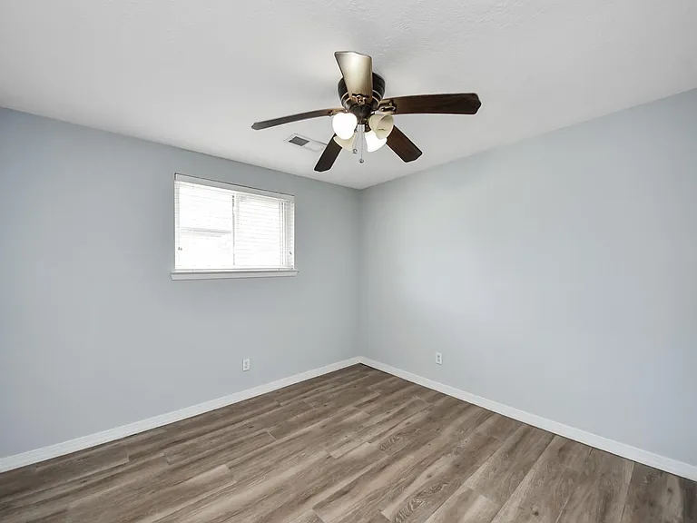 5954 Beaudry Dr — Photo 25
