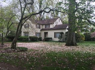 21 Linden Ln, Chatham, NJ 07928