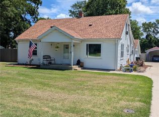 1836 N Washington St, Nevada, MO 64772