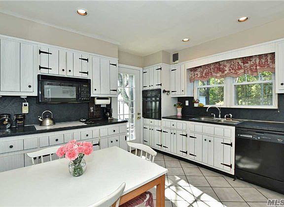 4th image of 163 Oakfield Ave