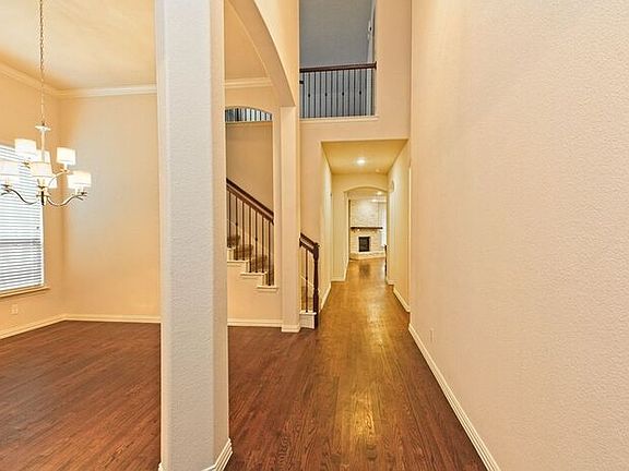 4th image of 10920 Irene Dr