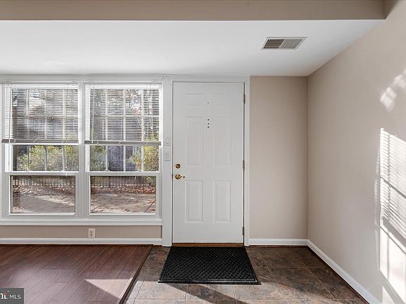 3rd image of 1247 N Van Dorn St