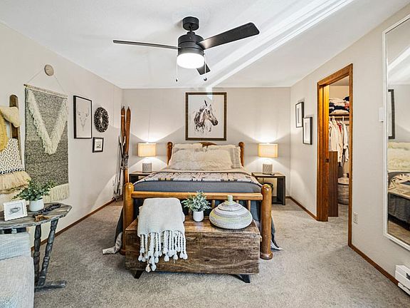 2nd image of 1630 Davis Ave #D-32