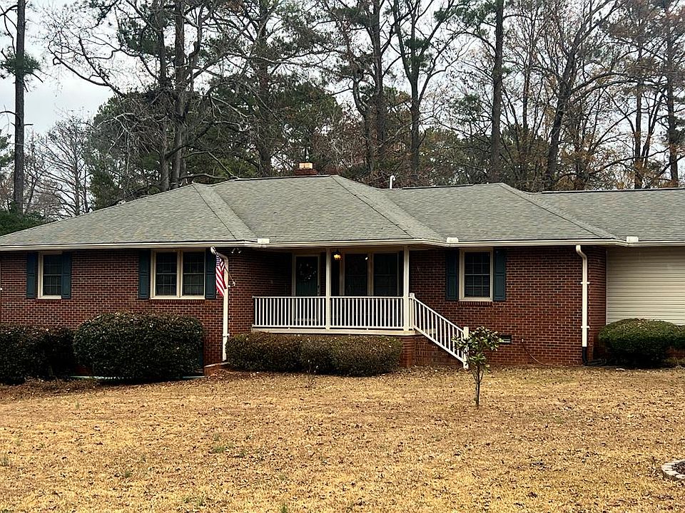 1st image of 713 Logan Ct