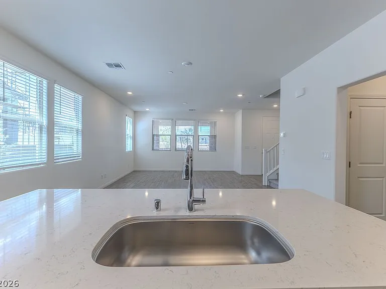12548 Kings Creek Pl — Photo 6