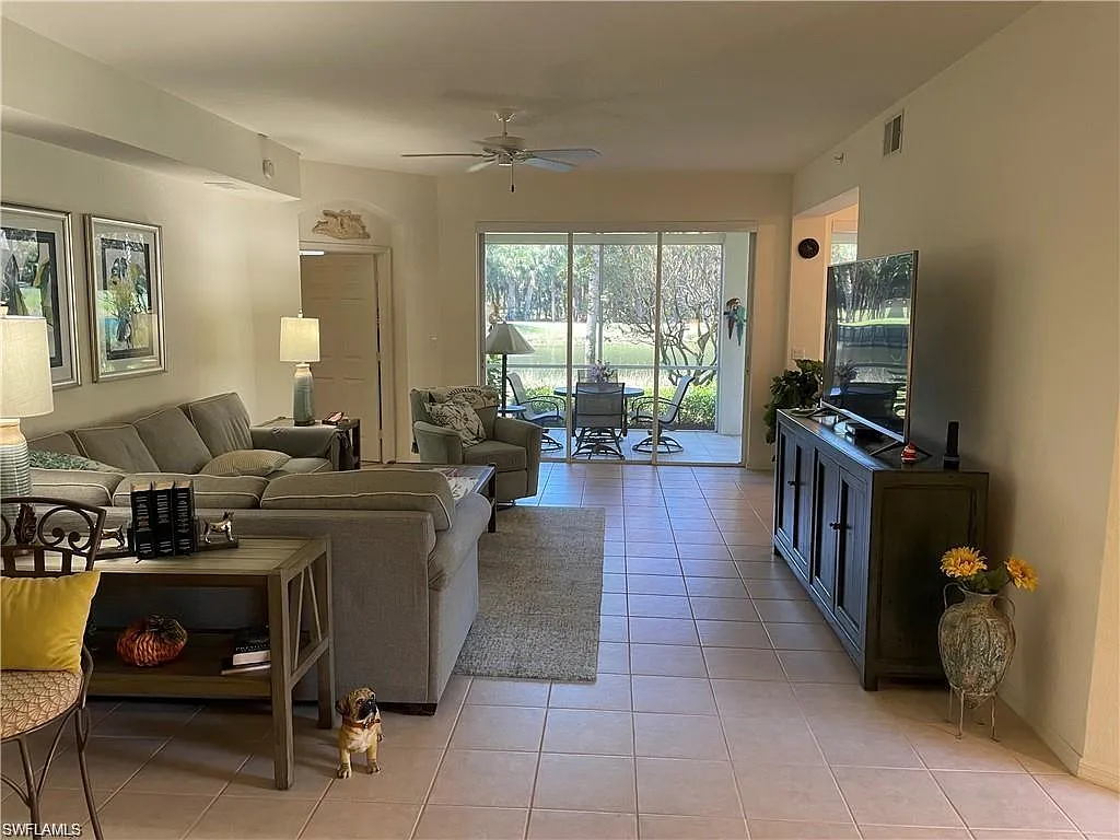 2 bed, 2.0 bath, 1700 sqft, $7,500 — Photo 4