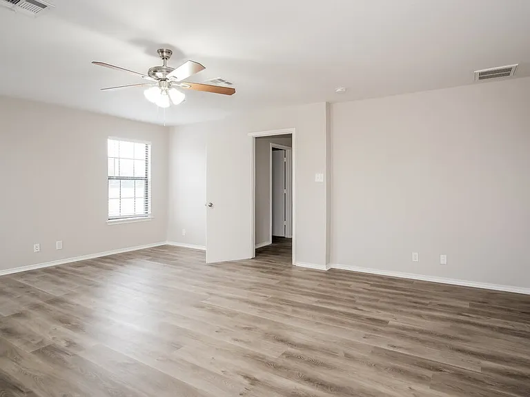 189 Valero Dr — Photo 10
