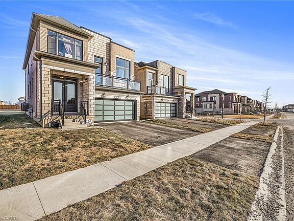 3rd image of 1403 Upper Thames Dr
