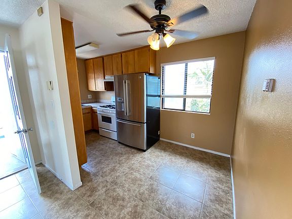 5th image of 4488 Cherokee Ave #B