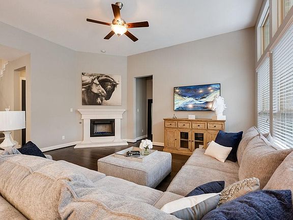 4th image of 104 Orange Mimosa Ln