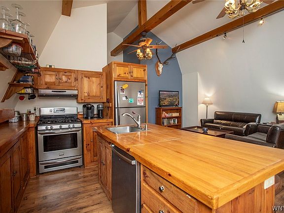 4th image of 13 Parkside Dr