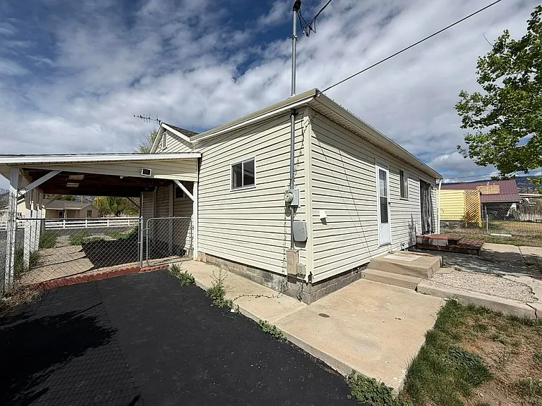 178 W Geneva Dr — Photo 41