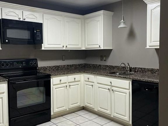 5th image of 5400 Park Ave APT 212