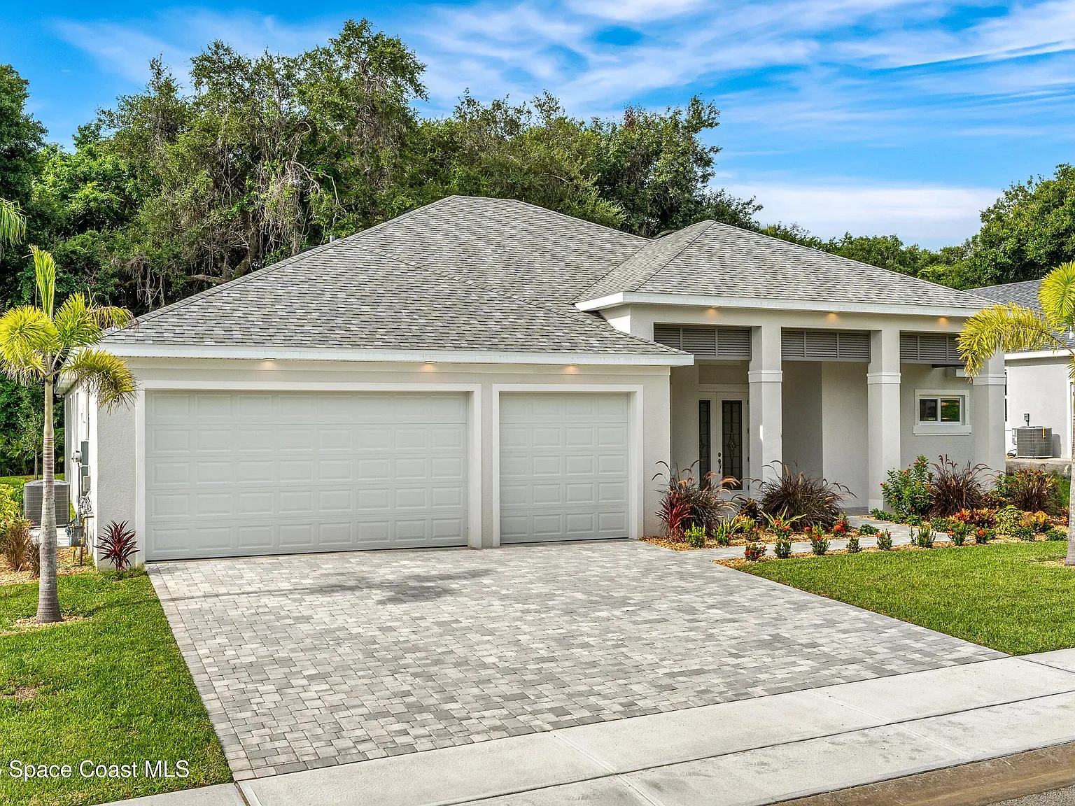 4 bed, 3.0 bath, 2393 sqft, $3,995 — Photo 3