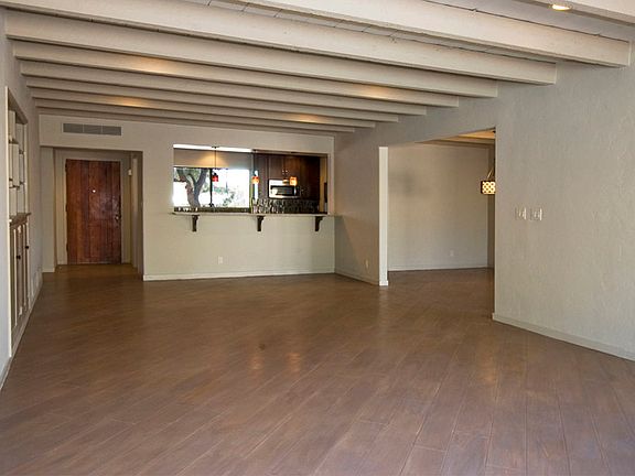 2nd image of 2925 E Toledo Pl