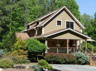 4041 Woodland Park Dr, Hillsborough, NC 27278