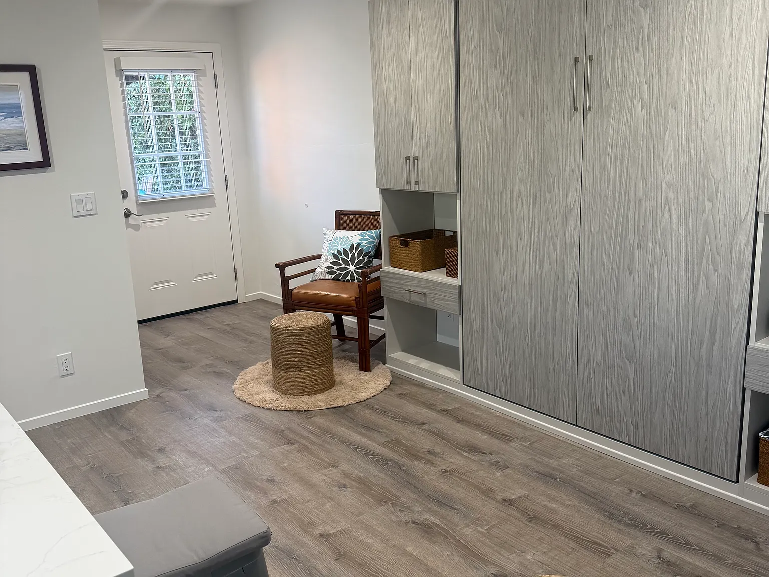 Studio, 350 sqft, $2,800 — Photo 4