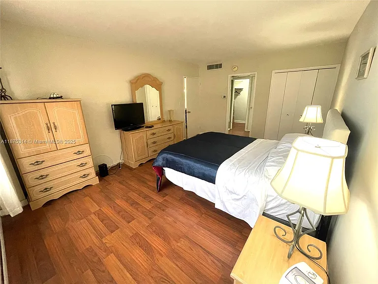 5161 Collins Ave #603 — Photo 10