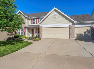 1043 Golden Orchard Dr, O'Fallon, MO 63368