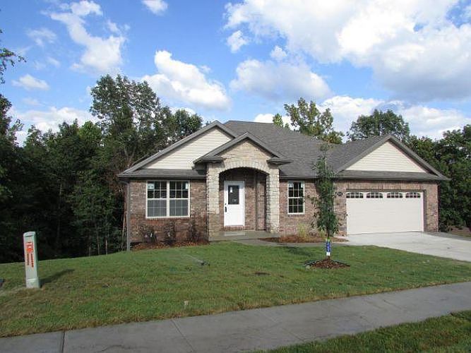 1st image of 5007 Lillian Dr