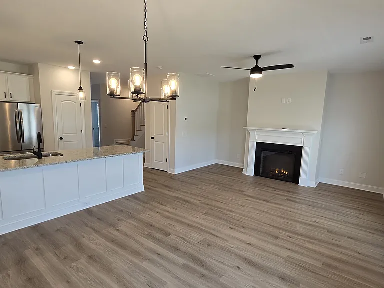 4301 Laurel Ridge Dr — Photo 26