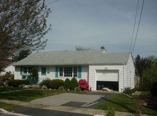 326 N 6th Ave, Manville, NJ