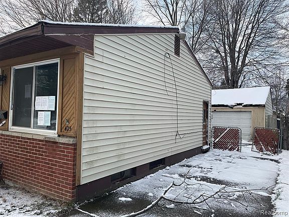 4th image of this home