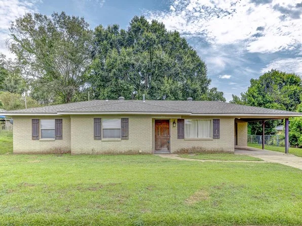 202 Sandy Ln, Vicksburg, MS 39183