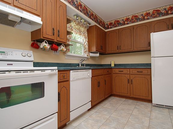 5th image of 4130 E Donaldson Dr