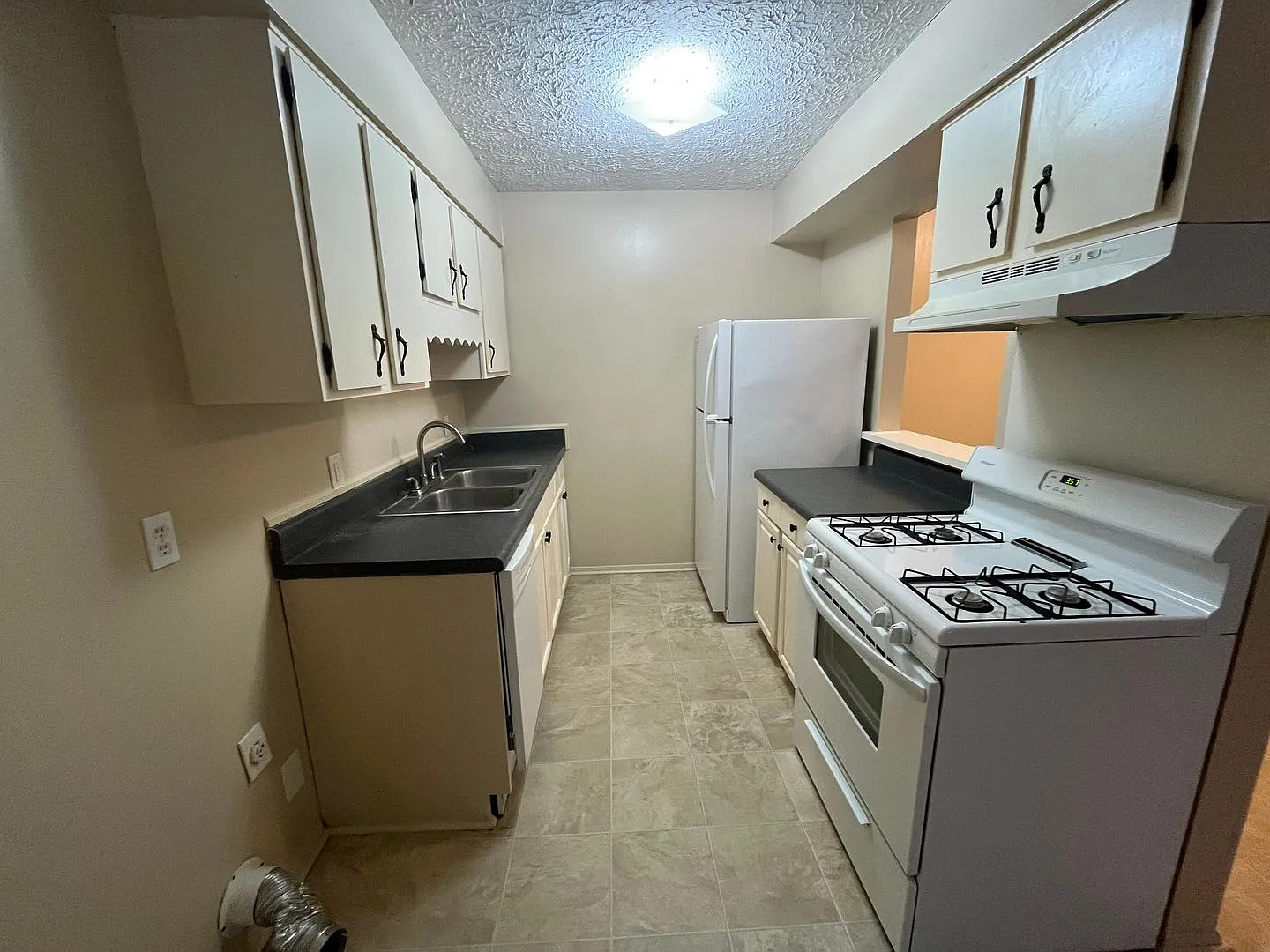 Midtown at 56th Apartments — Photo 2