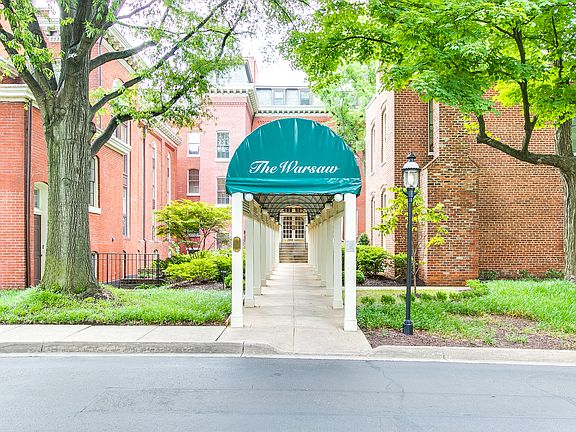 The Warsaw Condominium 