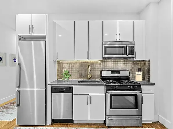 663 Flatbush Ave APT 2R, Brooklyn, NY 11225