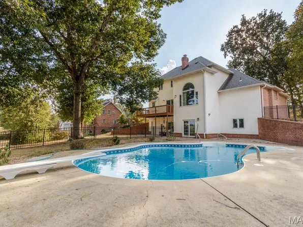 2420 Candlebark Ln, Lebanon, MO 65536