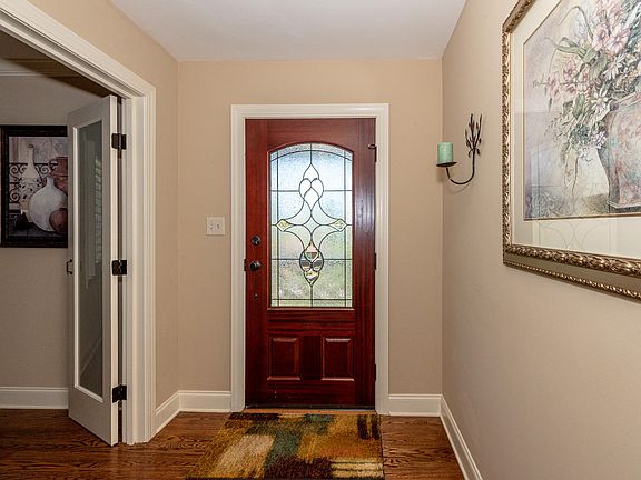 4th image of 6908 Lark Ln