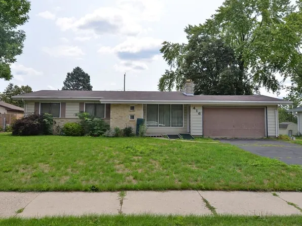 416 Dardis Dr, Burlington, WI 53105