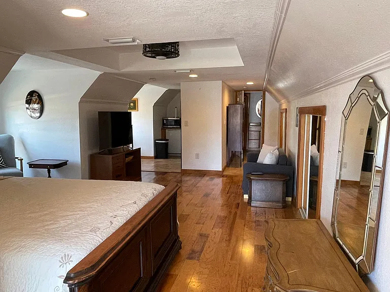 11319 Thonotosassa Rd #1 — Photo 10
