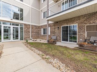 Meadowbrook Manor, Slinger, WI 53086