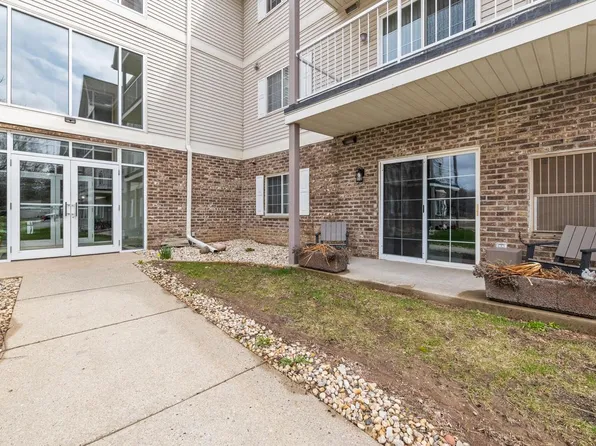 140 W Commerce BOULEVARD #108, Slinger, WI 53086