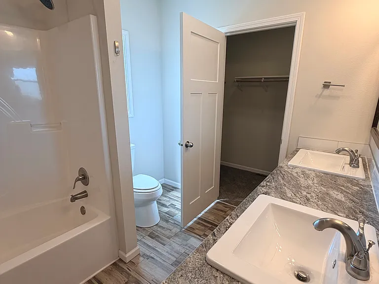 109 Grays Dr — Photo 9