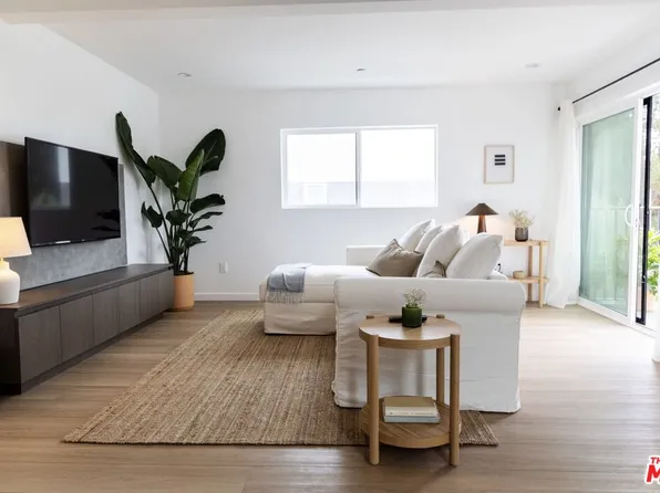 623 N Mariposa Ave, Los Angeles, CA 90004